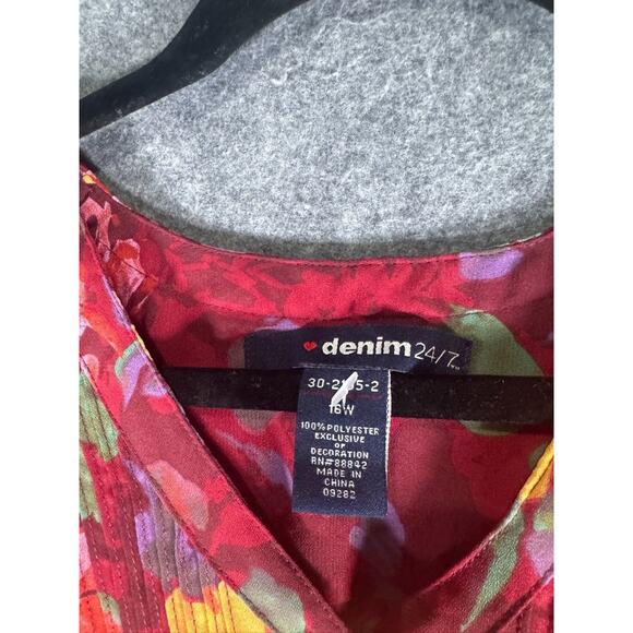 Denim 24/7 Blouse Women 16W Red Button Front Short Sleeve Embroidered Floral - Picture 2 of 8